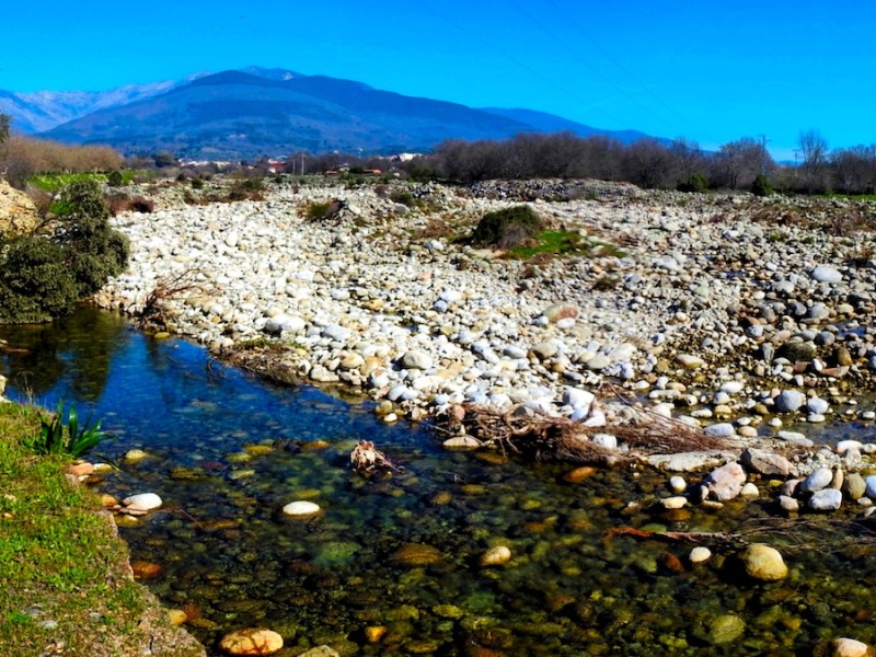 El abanico aluvial de Candeleda, la huella de una montaña vaciada